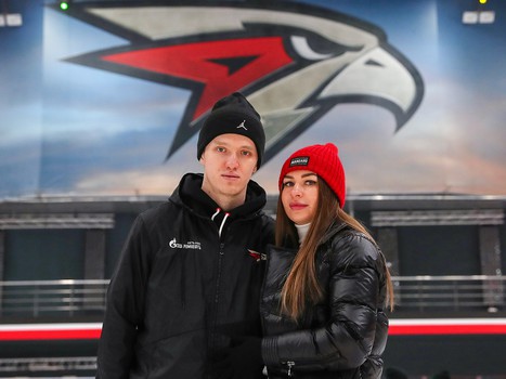 Семейные катания «Авангарда» перед Новым годом