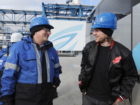 "Авангард" побывал с экскурсией на омском нефтезаводе