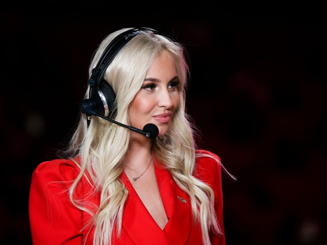 18.03.2021. 1/2 финала, 1 матч. «Авангард» - «Металлург» Мг 2:5