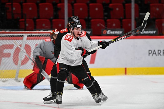 Тренировка «Авангарда» в Омске