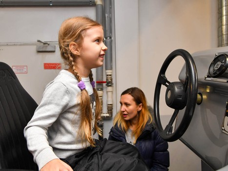 Клуб юного болельщика "Авангарда" на экскурсии в "Арене Омск"