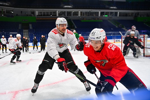 Раскатка «Авангарда» перед матчем в Уфе