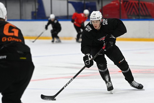 Тренировка «Авангарда» в Хоккейной Академии