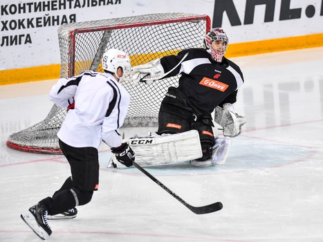 Тренировка "Авангарда" перед вылетом в Китай