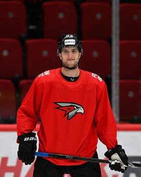 Тренировка «Авангарда» перед матчем с московским «Динамо»