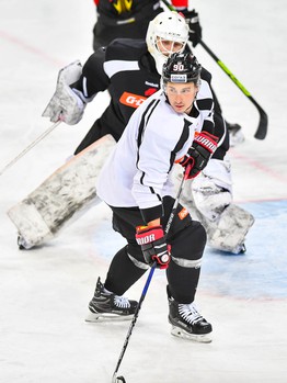 Двусторонний матч "Авангарда"