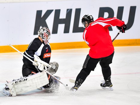 Раскатка "Авангарда" перед матчем с "Автомобилистом"