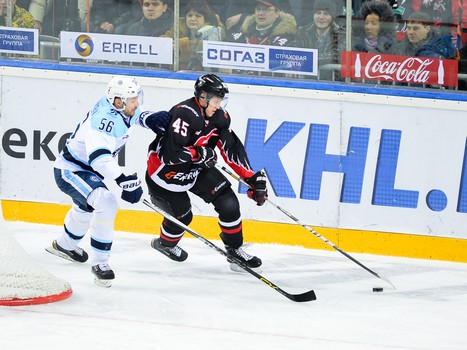 16.02.2016. "Авангард" - "Сибирь" 2:3Б