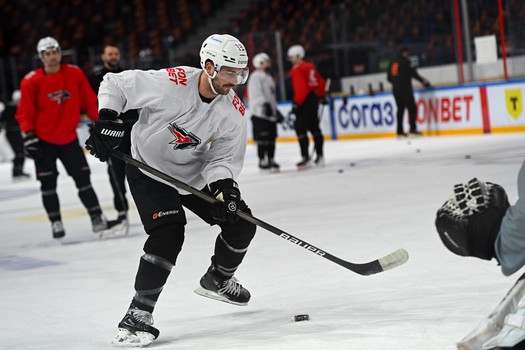 Раскатка «Авангарда» перед матчем в Магнитогорске