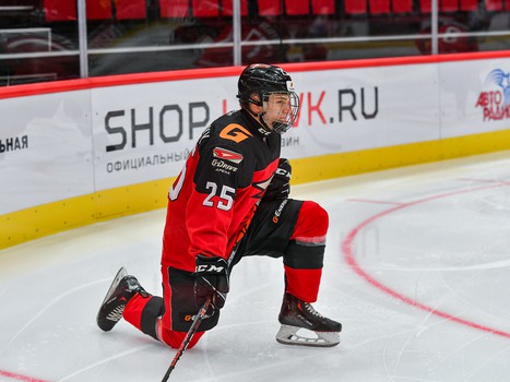 Первая официальная игра на G-Drive Арене: «Омские Ястребы» – «Сибирские Снайперы»