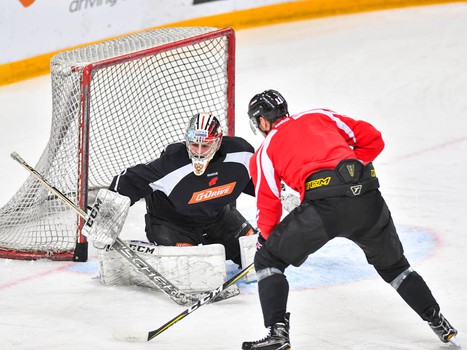 Первая тренировка Чеда Рау в "Авангарде"