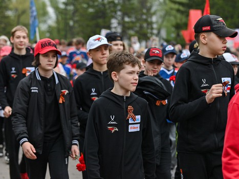 Возложение цветов в Парке Победы