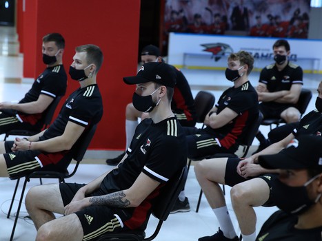 Сезон начинается. Командное собрание «Авангарда»