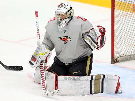 Раскатка «Авангарда» перед матчем в Нижнем Новгороде