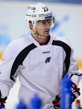 "Авангард" готовится к матчу с "Сибирью"