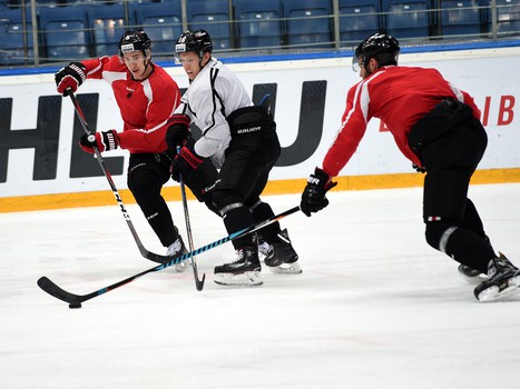 Раскатка "Авангарда" перед матчем с "Куньлунь Ред Стар"