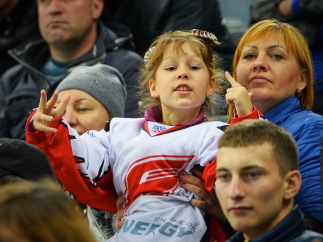 12.10.2015. "Авангард" - "Амур" 2:1Б