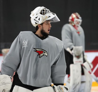 Новичок «Авангарда»: вратарь Эмиль Гарипов