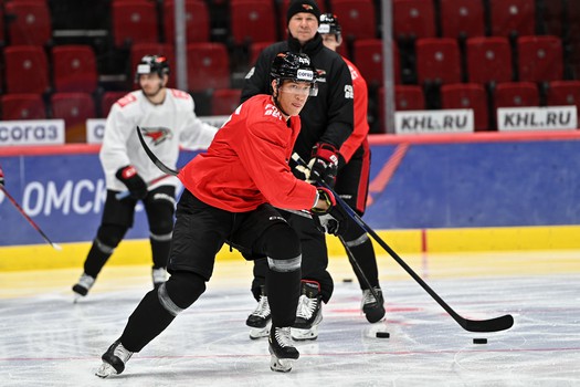 Первая ледовая тренировка «Авангарда»