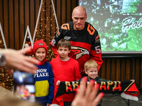 «Авангард» - «Автомобилист» 5:0. Вокруг матча