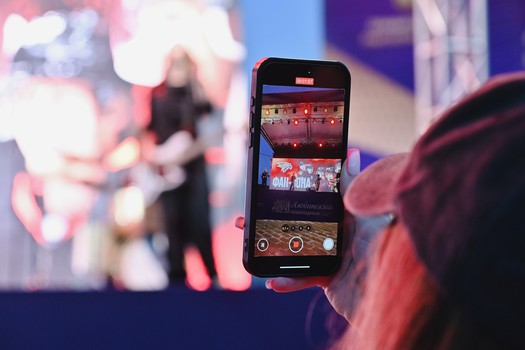 Фан-зона «Авангарда» на Пешеходном Любинском