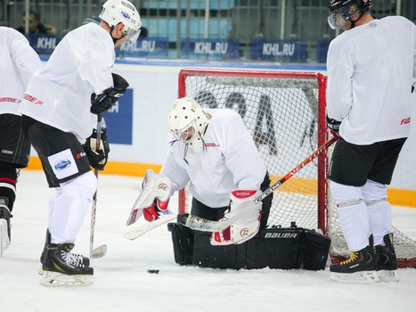 Первая победа "Офисных Ястребов"