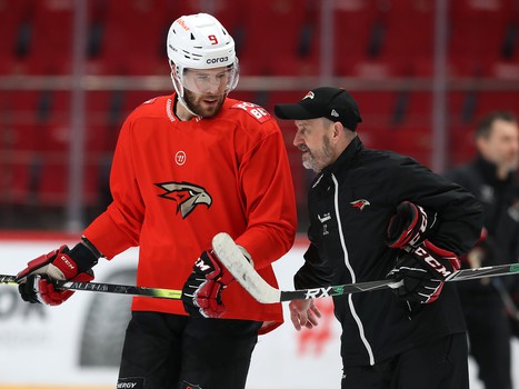 Открытая тренировка «Авангарда» перед стартом финала Востока