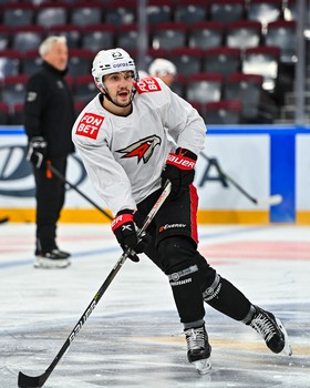 Раскатка «Авангарда» перед матчем в Магнитогорске