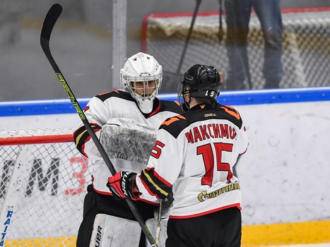 Четвёртый игровой день финала Первенства ЮХЛ в Омске