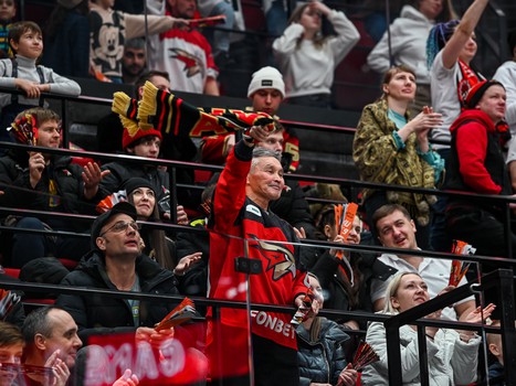 «Авангард» - «Нефтехимик» 4:3 Б. Вокруг матча