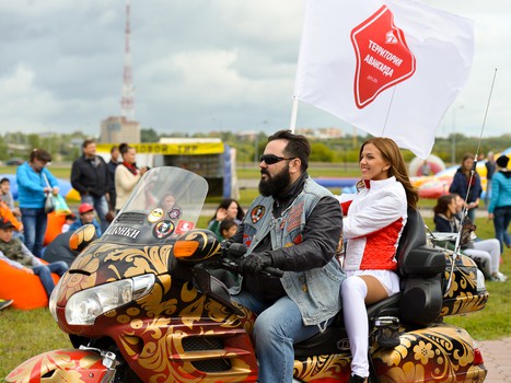 "Территория Авангарда". Часть 1. Площадь у "Арены Омск"