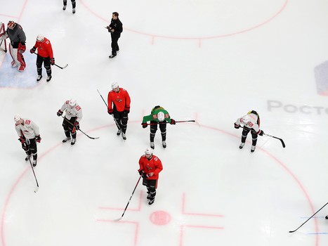 Тренировка «Авангарда» во время паузы в чемпионате