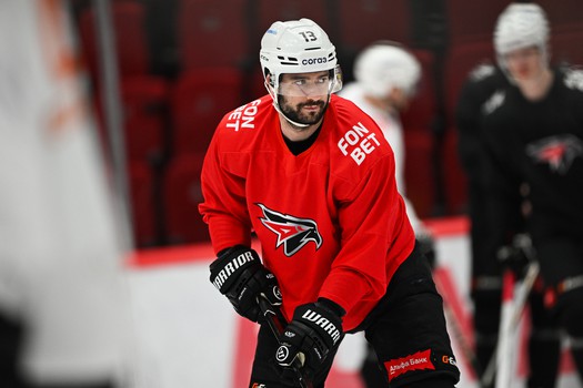 Открытая тренировка «Авангарда» для СМИ