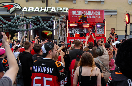 Александр Волков на вечеринке Буэнос Летос