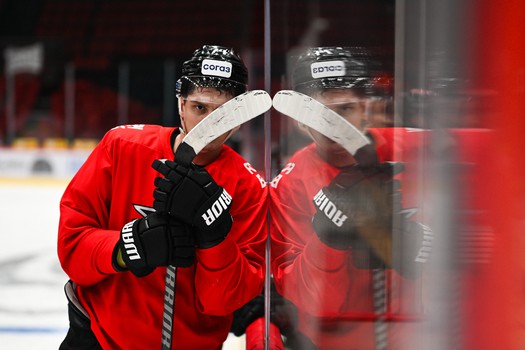 Тренировка «Авангарда» перед первым матчем серии с «Нефтехимиком»