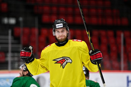 Тренировка «Авангарда» перед матчем с «Трактором»