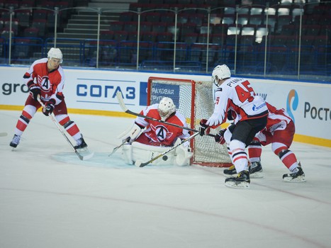 Мемориал Ромазана-2015. "Авангард" - "Автомобилист" 1:3