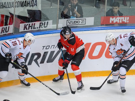 12.11.2018. «Авангард» - «Амур» 3:0