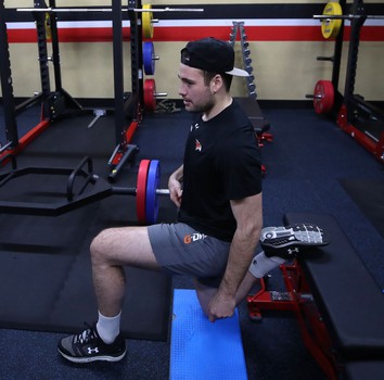 «Авангард» возобновил тренировки. Первое занятие по катанию