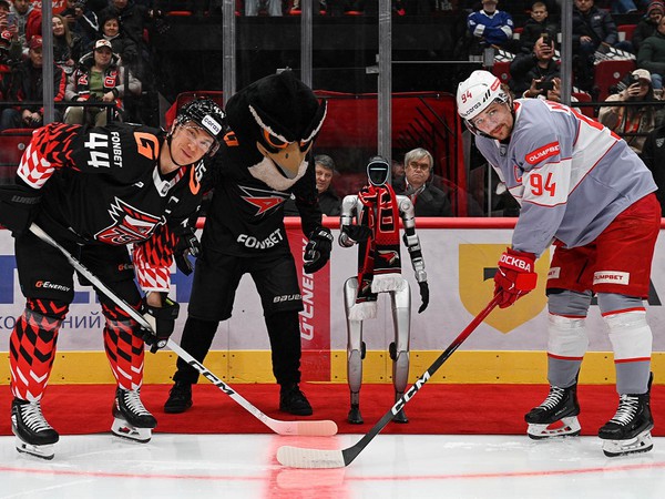 Шарипзянов стал четвёртым хоккеистом «Авангарда», набравшим 200 очков за клуб в КХЛ