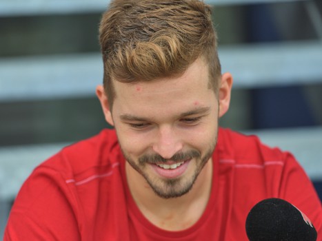 Доминик Фурх представил новый дизайн своего шлема