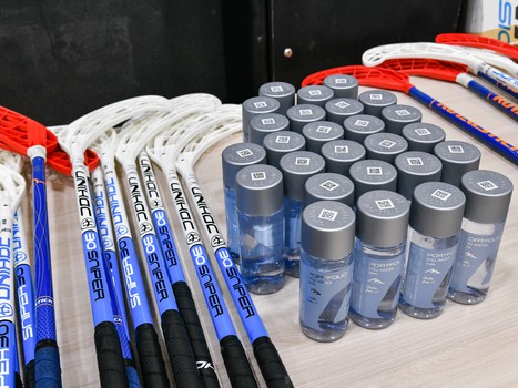 Товарищеский матч по флорболу. «Охранники Крылова» - «Мощные СМИ» 10:2