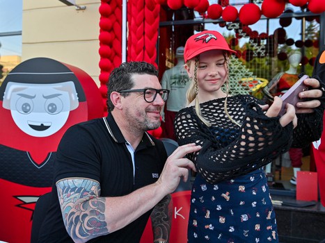 Первая вечеринка Буэнос Летос: Луи Робитайл