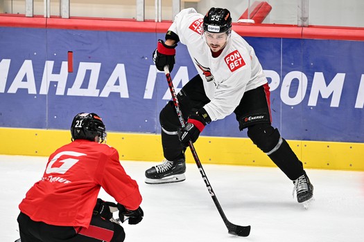 Двусторонка «Авангарда»