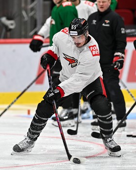 Раскатка «Авангарда» перед первым матчем серии с «Сибирью»