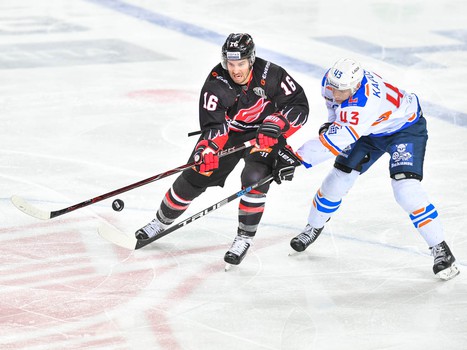 07.12.2017. "Авангард" - "Лада" 4:2