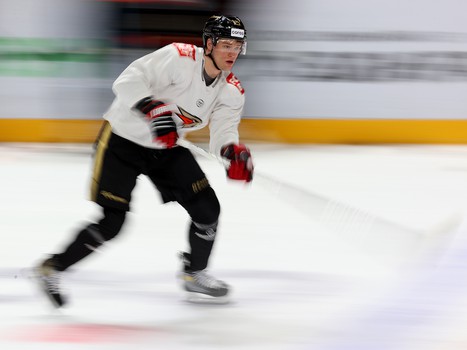 Тренировка «Авангарда» перед матчем с «Нефтехимиком»