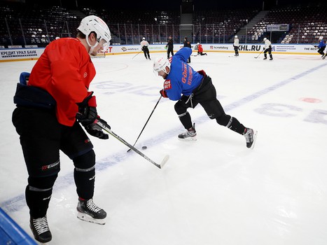 Тренировка «Авангарда» перед четвёртым матчем серии с «Металлургом»