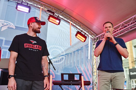 Артём Блажиевский на вечеринке Буэнос Летос