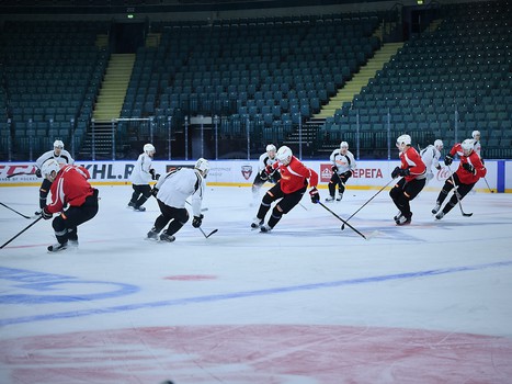 "Авангард" готовится к выездному матчу против СКА